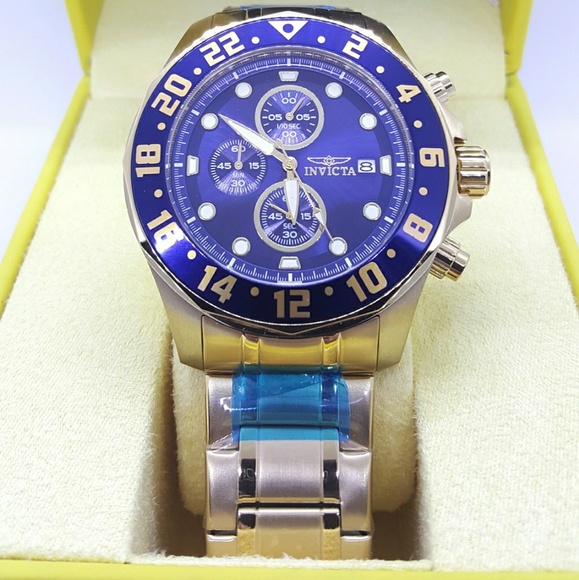 (1 IN STOCK),New Invicta chrono blue dial watch.